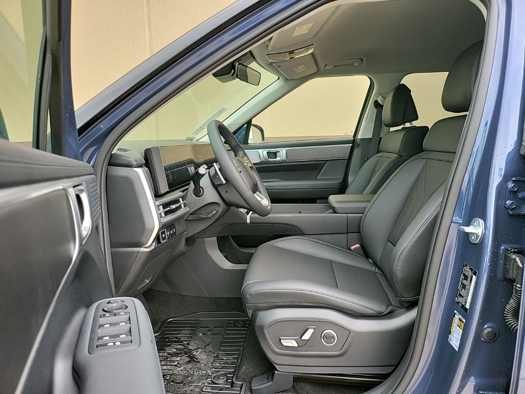 2025 Hyundai Santa Fe SEL 32