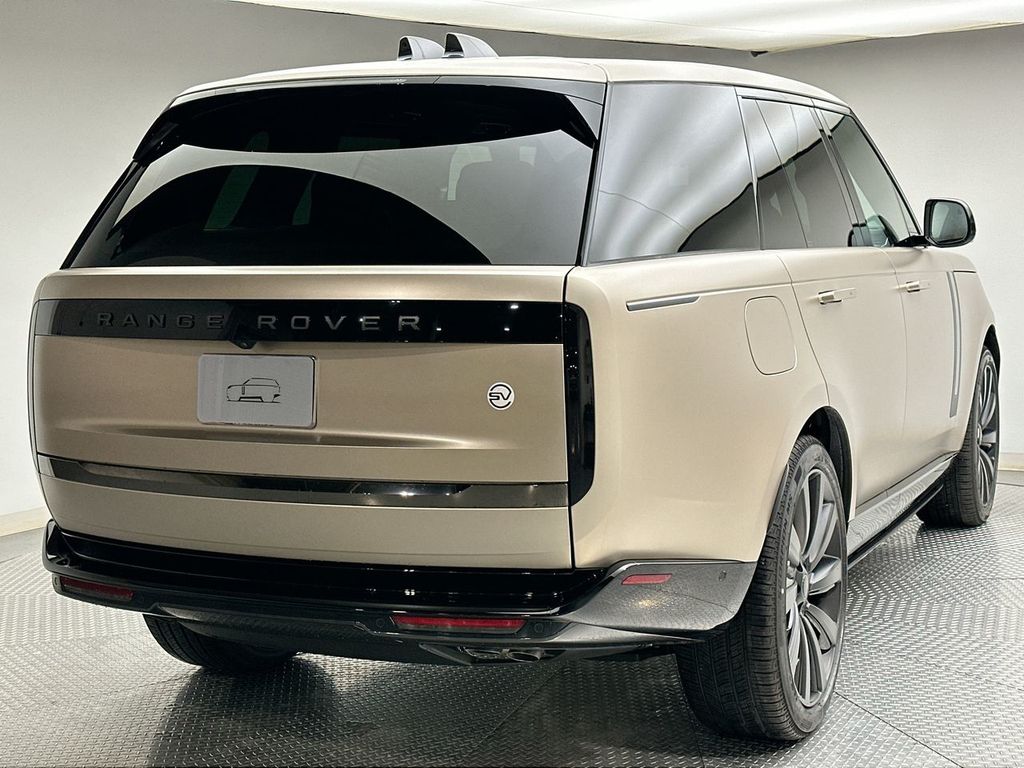 Thumbnail: 2026 Land Rover Range Rover - 13