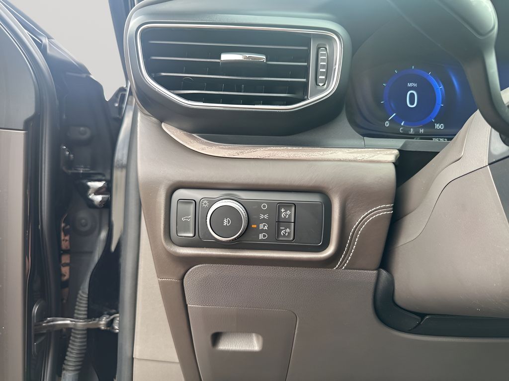 Used Car 2020 Ford Explorer  Platinum For Sale Under $25,000 In Austin, Texas