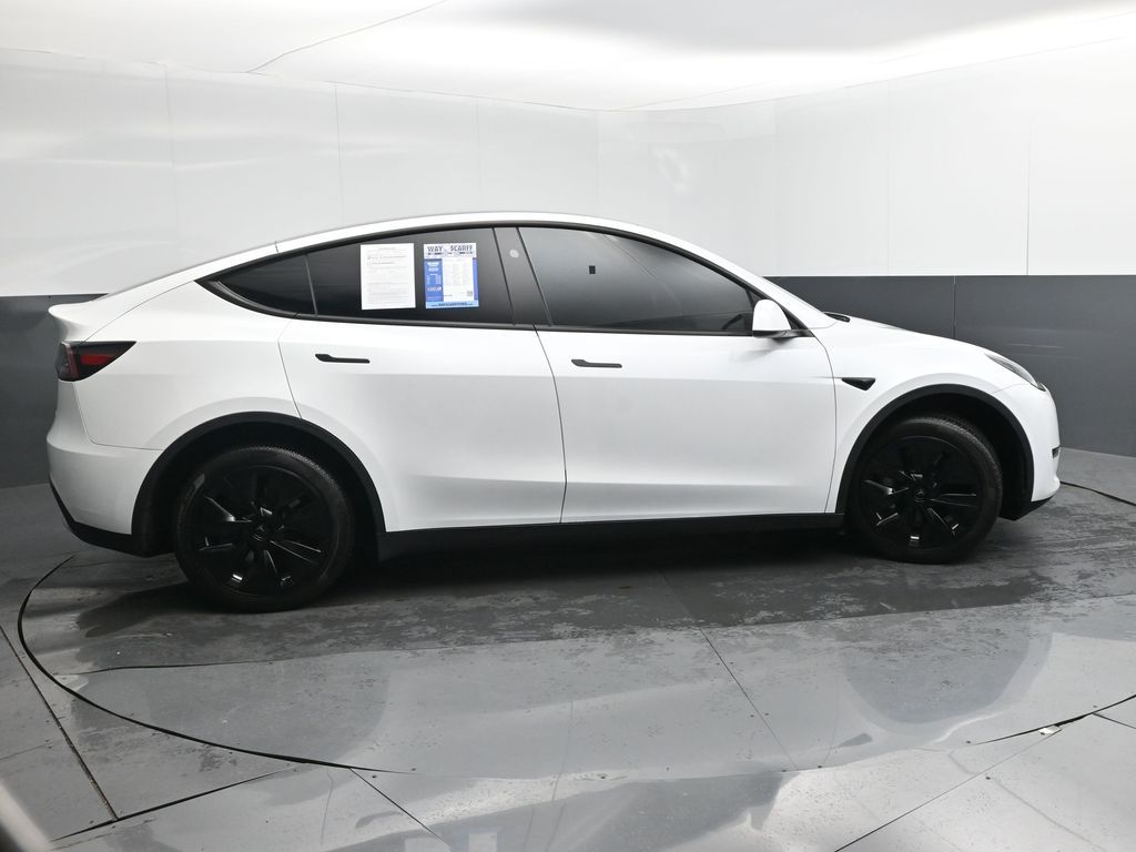 2024 Tesla Model Y Long Range Dual Motor All-Wheel Drive