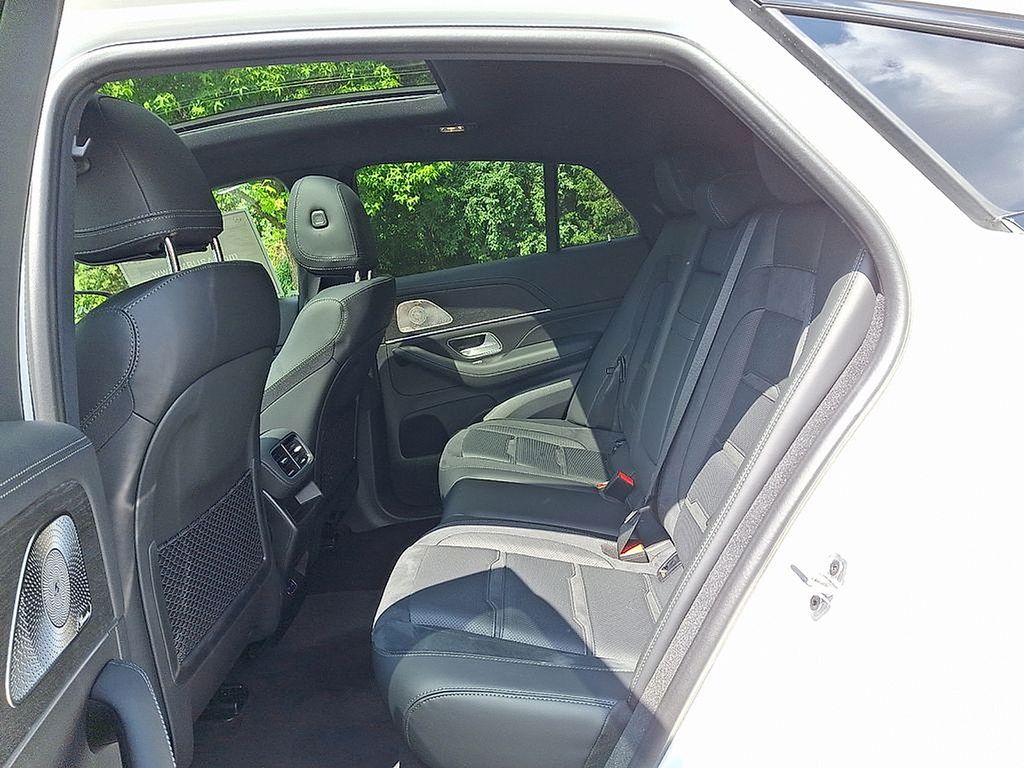 Thumbnail: 2025 Mercedes-Benz GLE - 7