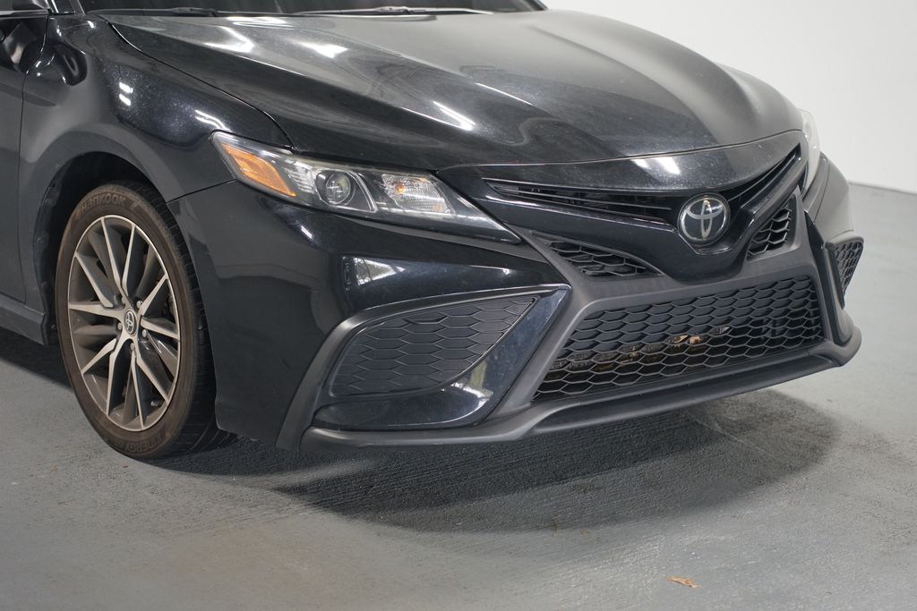 Thumbnail: 2023 Toyota Camry - 4