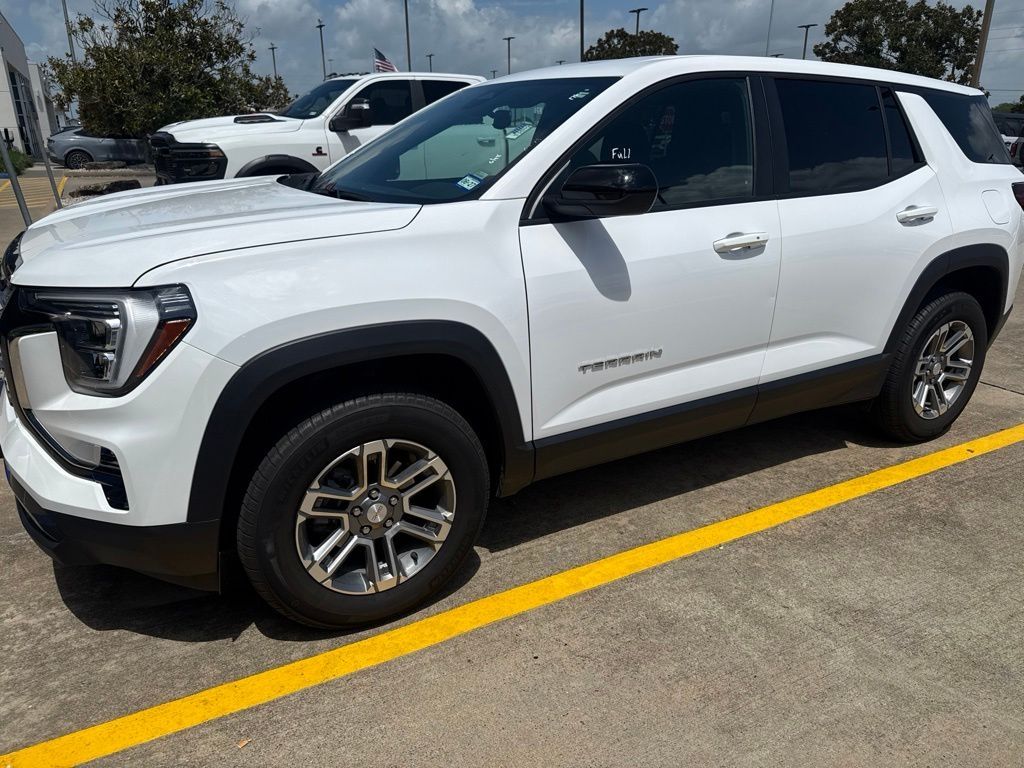 Summit White 2026 GMC Terrain SUV / Crossover Front-Wheel Drive Continuously Variable Transmission