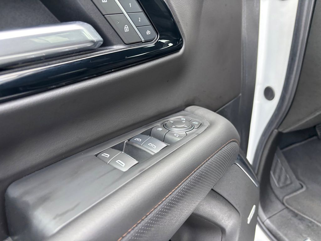 Used Car 2025 Chevrolet Suburban  High Country For Sale Under $90,000 In Austin, Texas