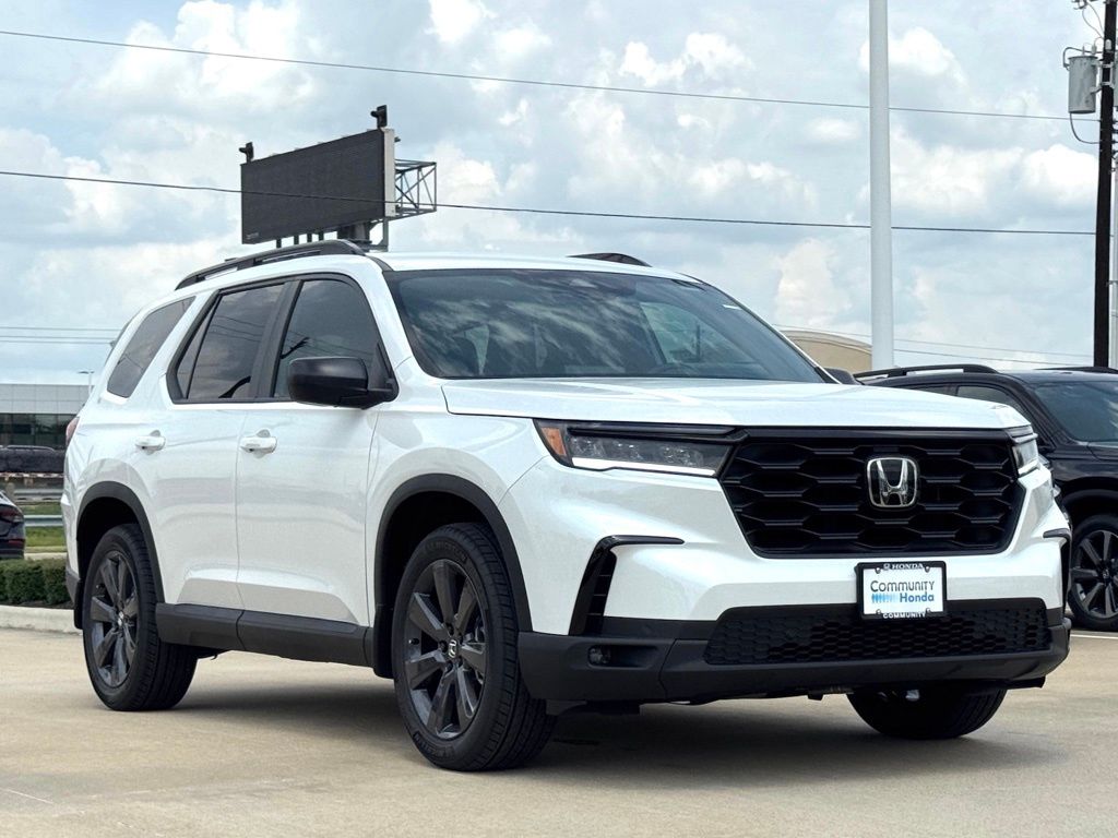 2025 Honda Pilot Sport White at Community Honda