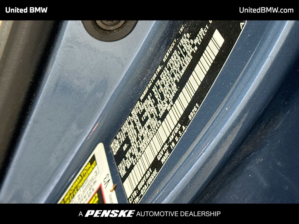 Thumbnail: 2011 Toyota Venza - 12