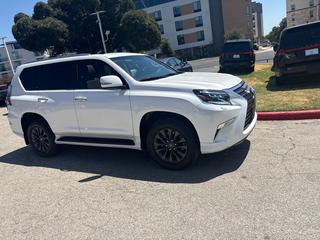 Thumbnail: 2023 Lexus GX - 7