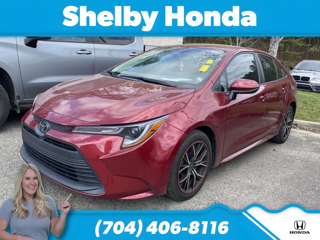 Pearl 2023 Toyota Corolla LE FWD Sedan Front-Wheel Drive Continuously Variable Transmission