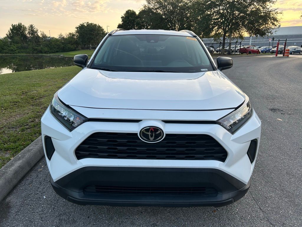 2021 Toyota RAV4 LE 8
