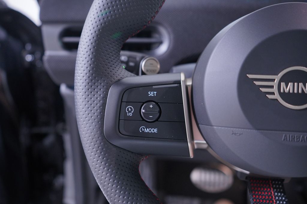 Thumbnail: 2026 MINI Cooper - 16