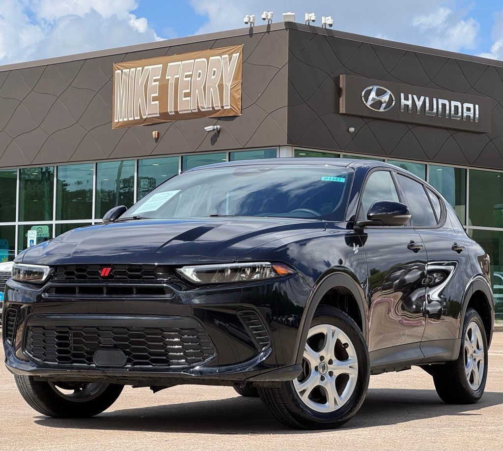 8 Ball 2023 Dodge Hornet GT AWD SUV / Crossover All-Wheel Drive 9-Speed Automatic