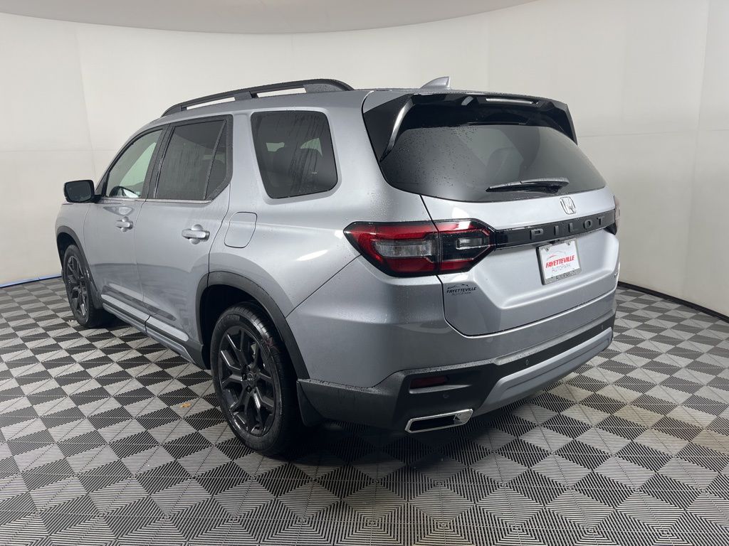 Thumbnail: 2025 Honda Pilot - 3