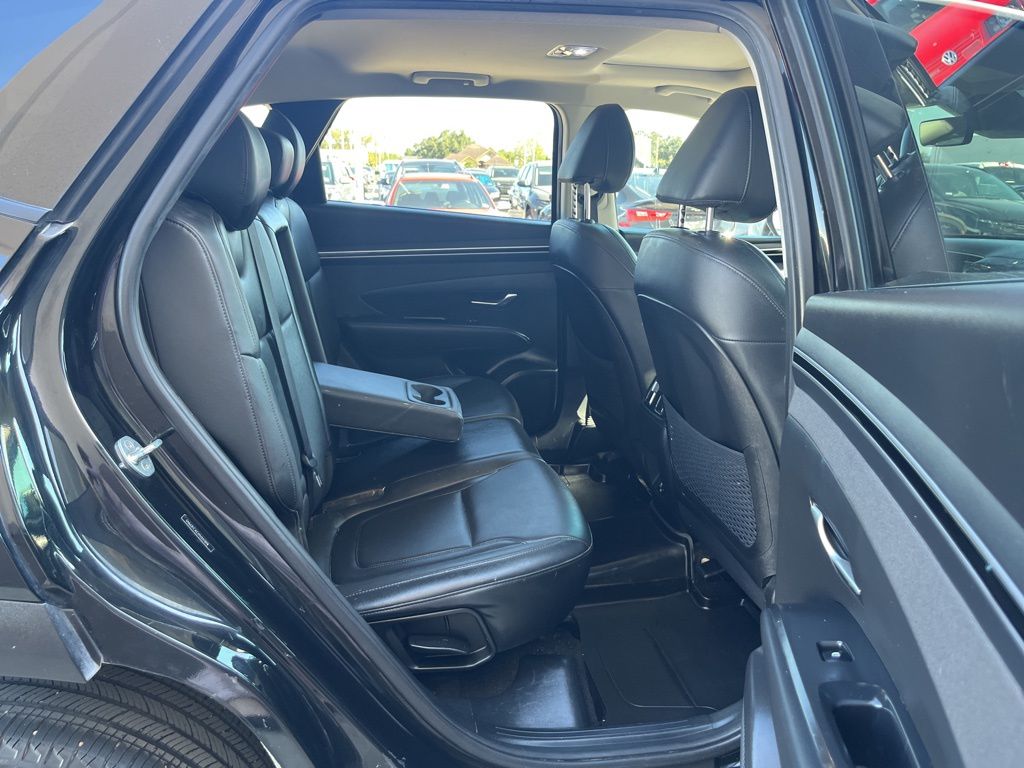 Thumbnail: 2023 Hyundai Tucson - 18