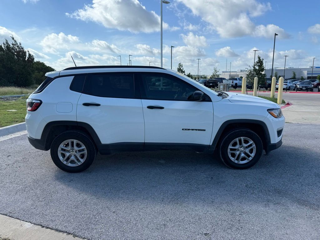 Thumbnail: 2017 Jeep Compass - 4