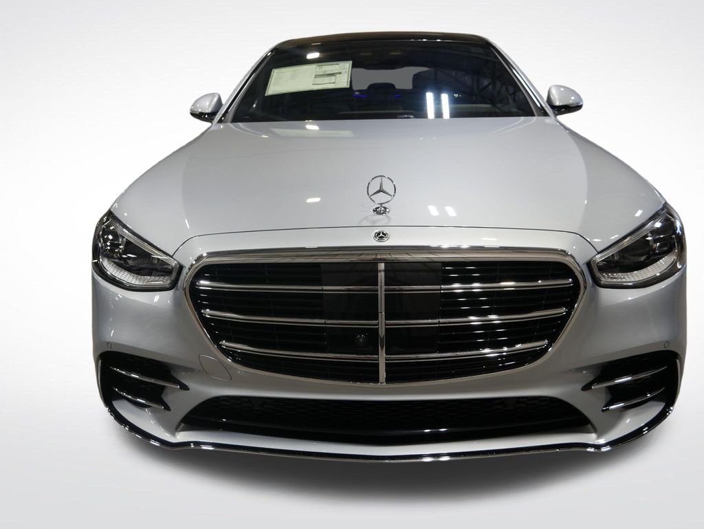 Thumbnail: 2026 Mercedes-Benz S-Class - 7