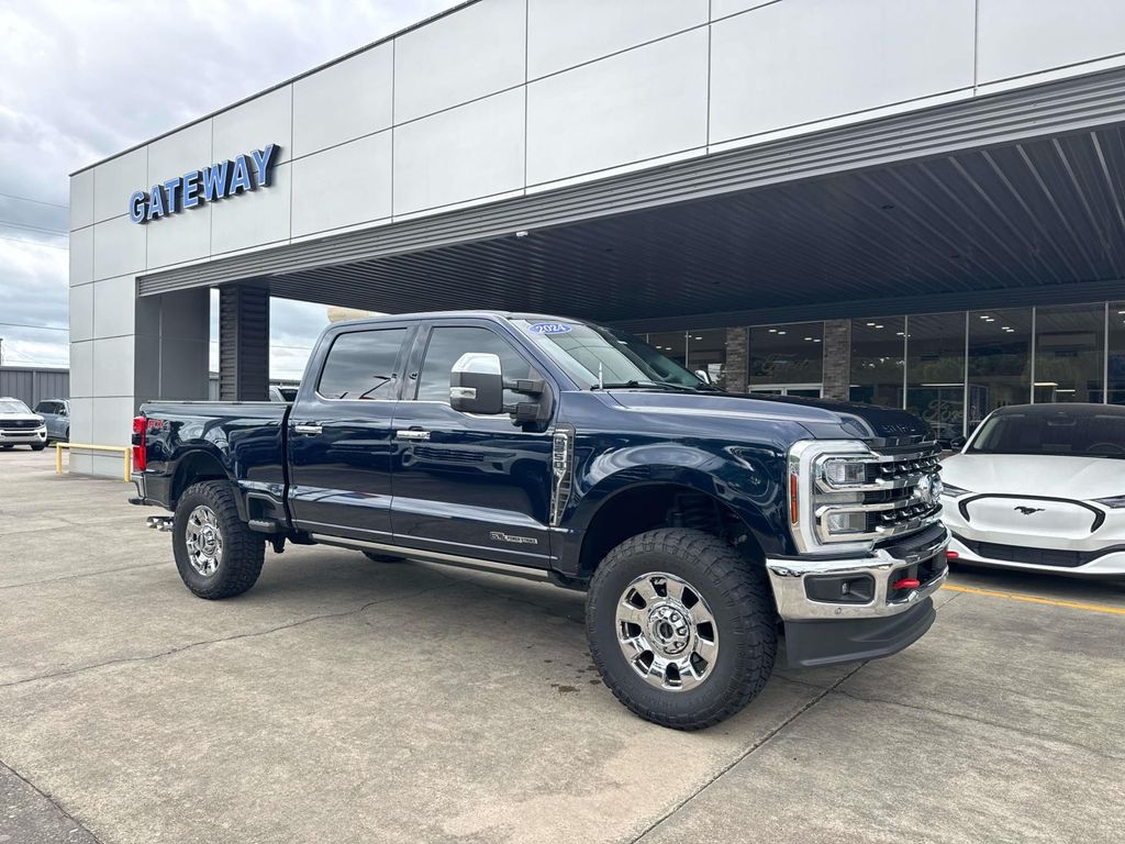 Antimatter Blue Metallic 2024 Ford F-250 Super Duty Pickup Truck Four-Wheel Drive Automatic