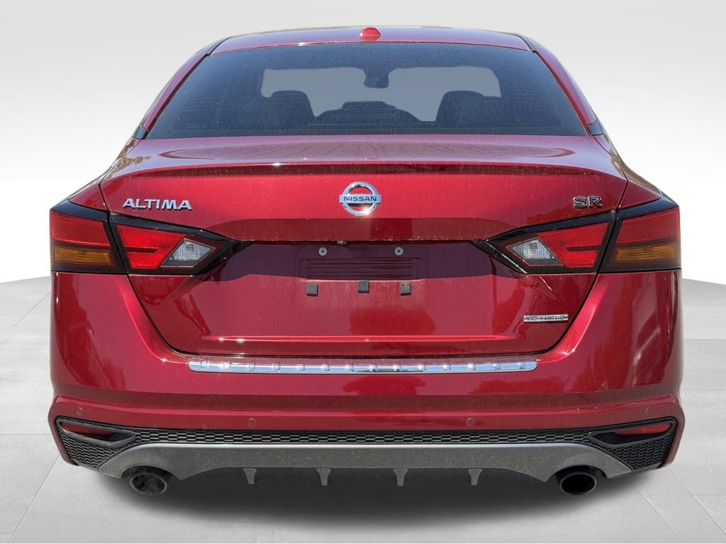 2022 Nissan Altima SR VC-Turbo FWD