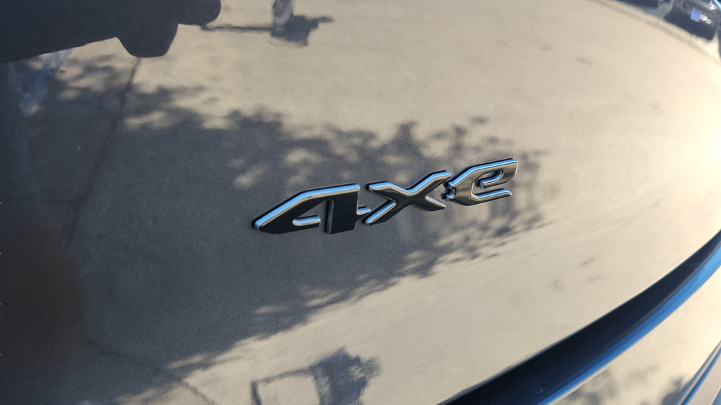 2025 Jeep Wagoneer S