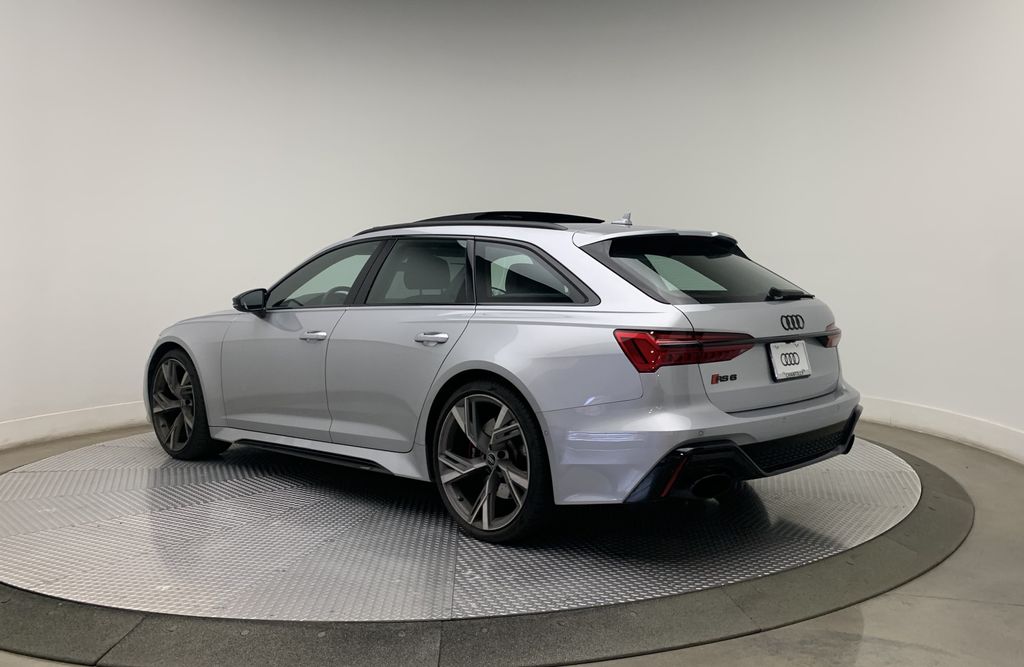 2021 Audi RS 6 4.2 6