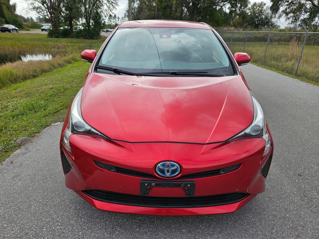 2017 Toyota Prius Two 8