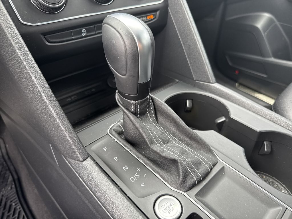 2021 Volkswagen Atlas Cross Sport 3.6L V6 SE w/Technology R-Line Gray at Community Toyota