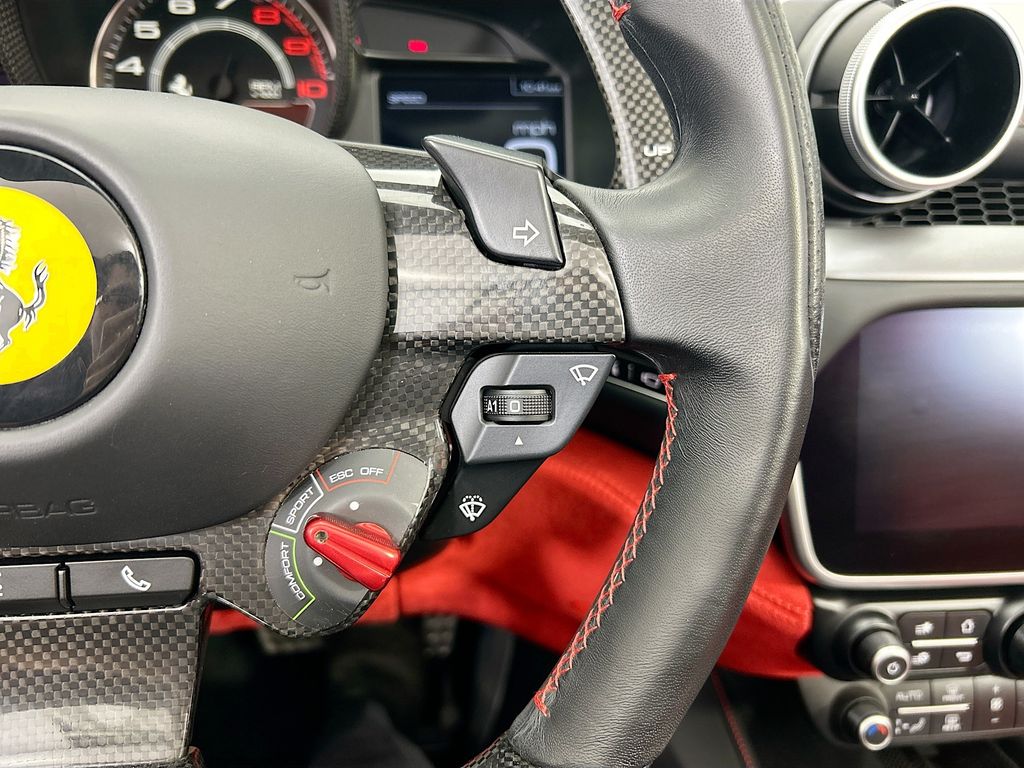 Thumbnail: 2019 Ferrari Portofino - 12