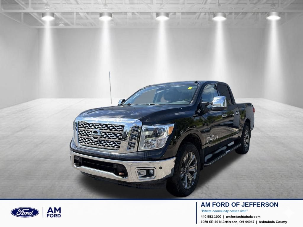 Gray (Magnetic Black) 2018 Nissan Titan Pickup Truck Four-Wheel Drive 7-Speed Automatic