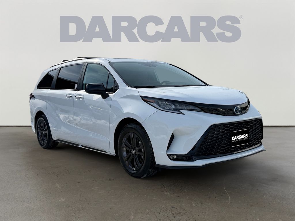 2025 Toyota Sienna XSE 7-Passenger AWD