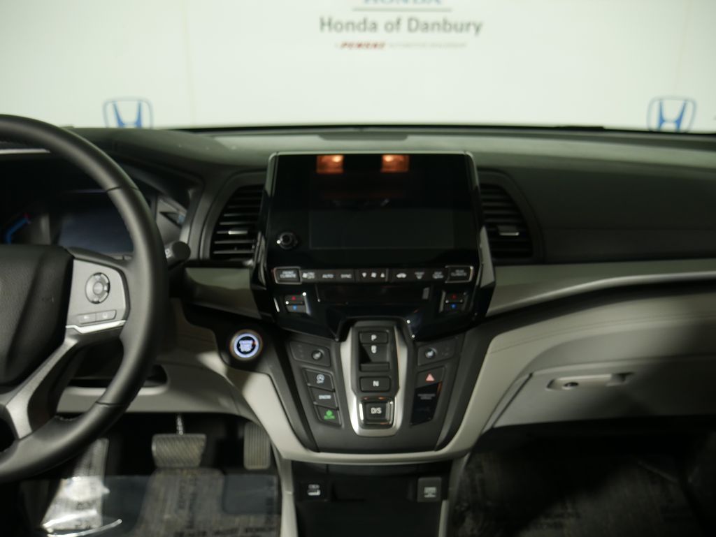 Thumbnail: 2023 Honda Odyssey - 11