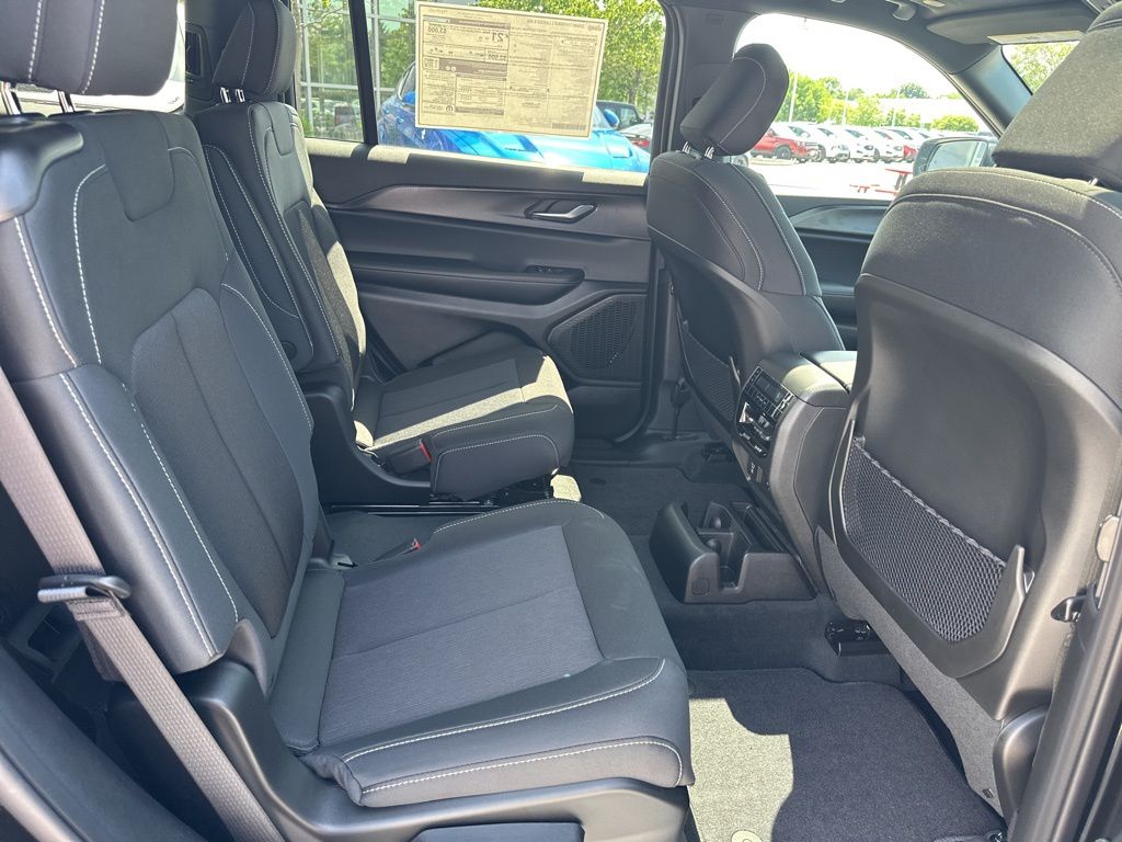 2025 Jeep Grand Cherokee L Laredo - Photo 47