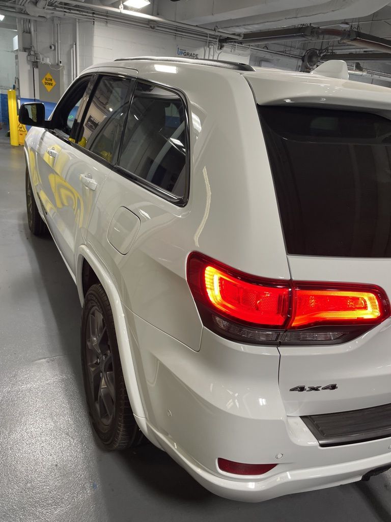 2021 Jeep Grand Cherokee 80th Anniversary Edition 12