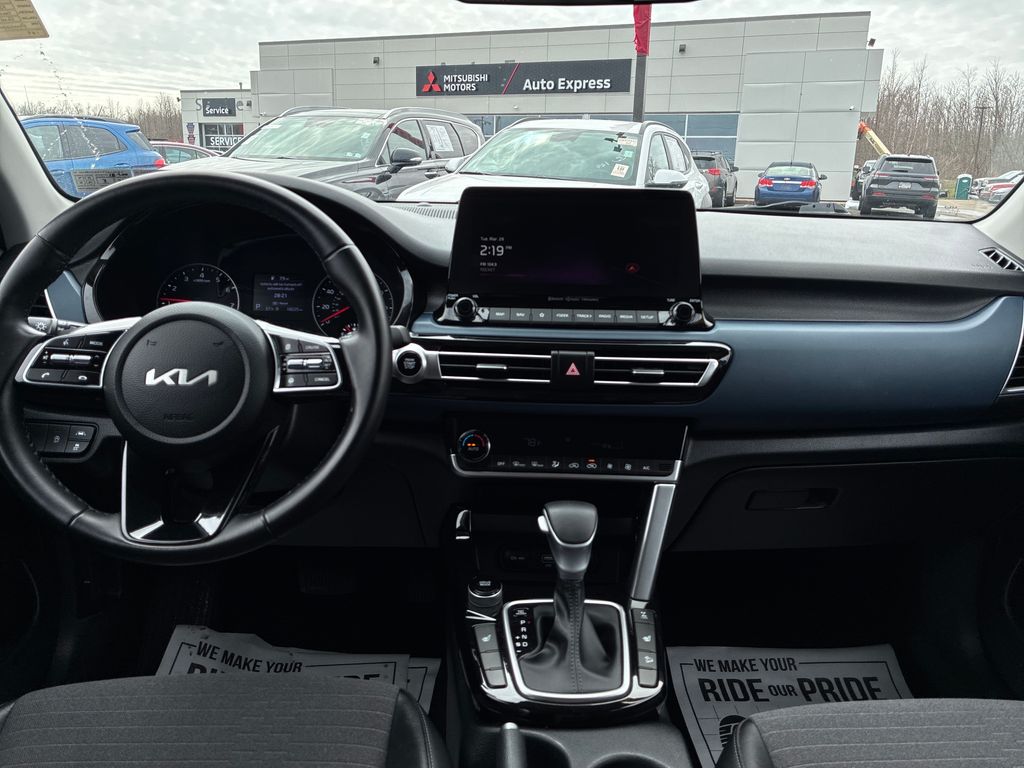 2023 Kia Seltos S Blue at South Hills Kia