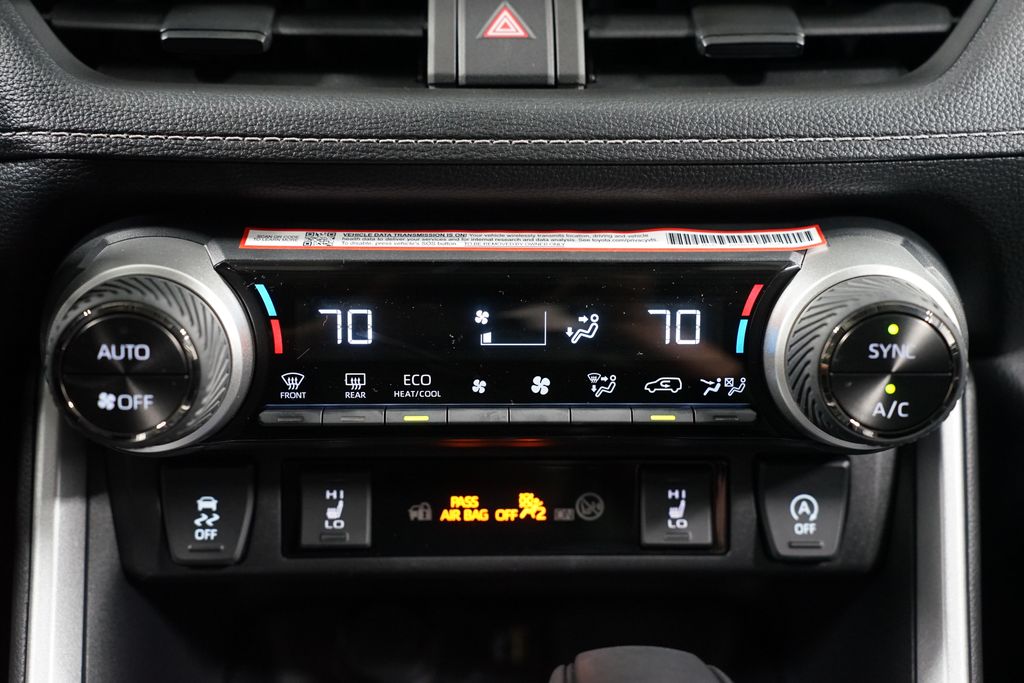 Thumbnail: 2025 Toyota RAV4 - 20