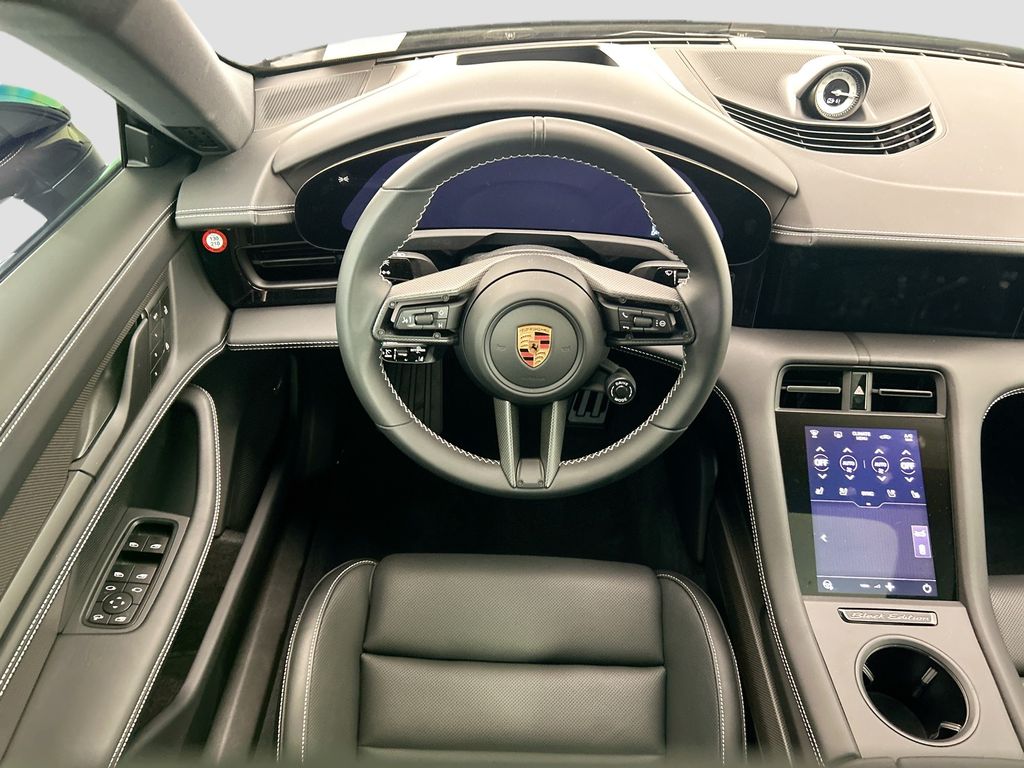 Thumbnail: 2026 Porsche Taycan - 12