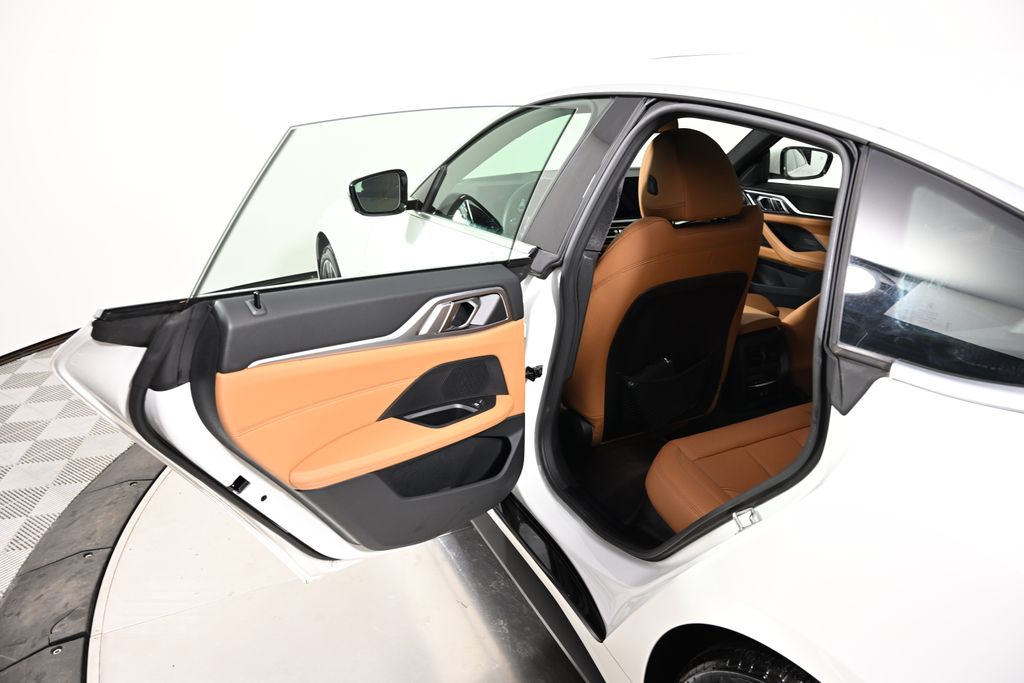 Thumbnail: 2024 BMW 4 Series - 23