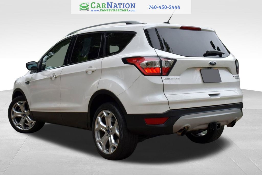 2017 Ford Escape Titanium photo 3