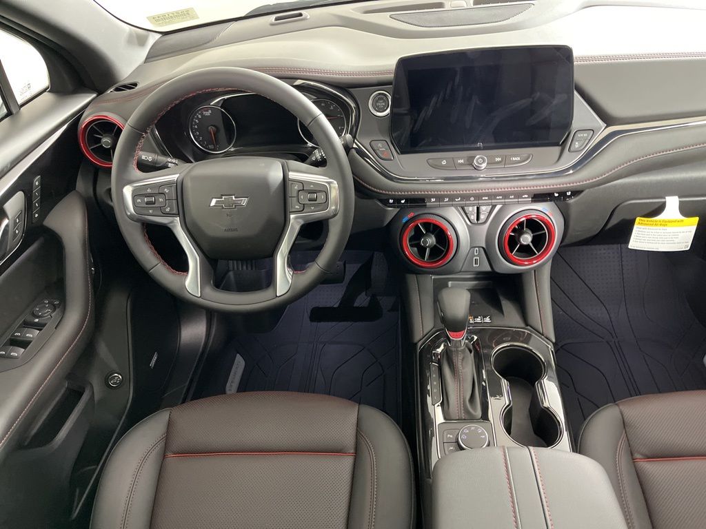 Thumbnail: 2025 Chevrolet Blazer - 14