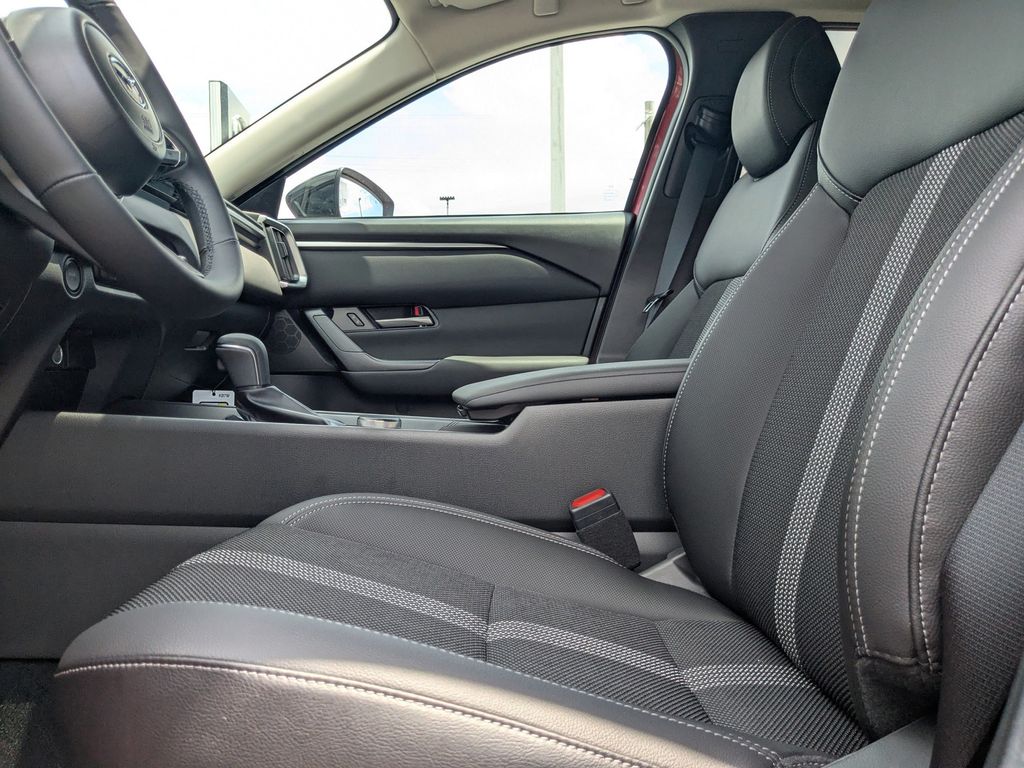 2025 Mazda CX-50 Hybrid Preferred Package