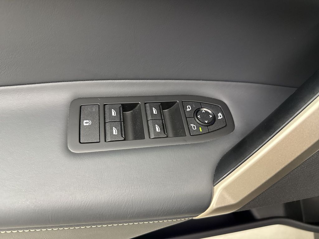 2025 Bmw iX iX xDrive50 photo 40