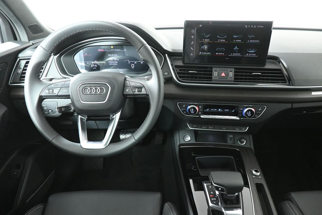 2024 Audi Q5 e Premium Plus 4