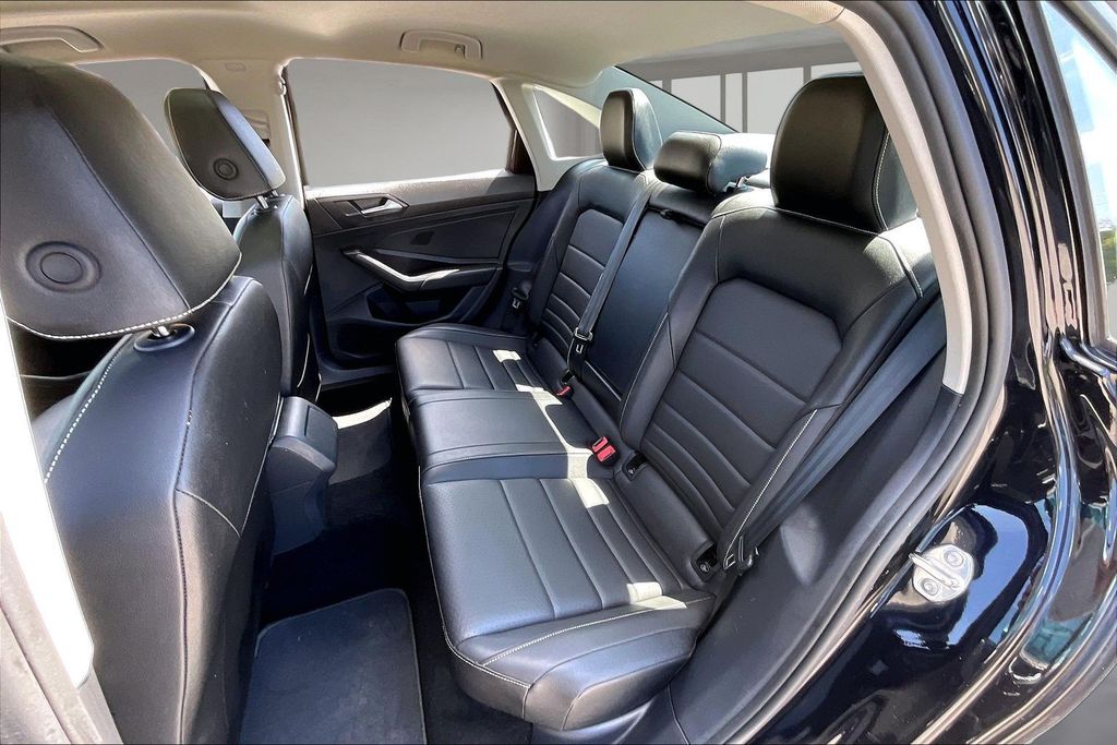 Used 2024 Volkswagen Jetta Sedan