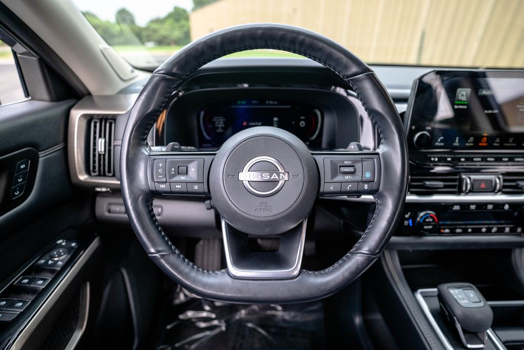 Used 2023 Nissan Pathfinder SUV