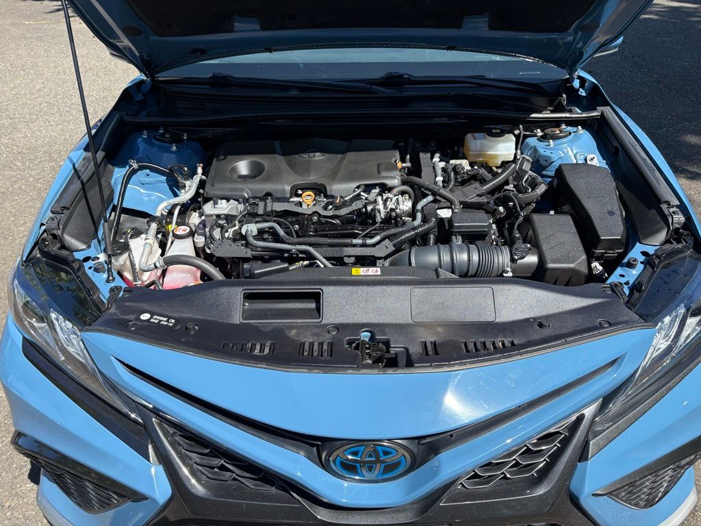 2023 Toyota Camry Hybrid XSE
