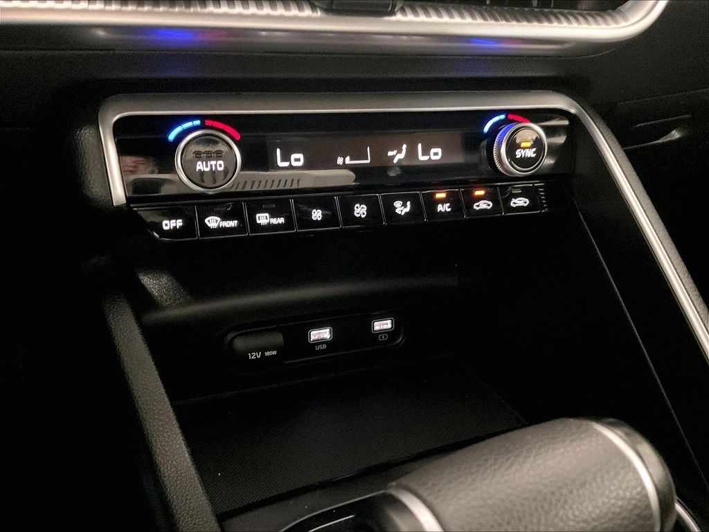2022 Kia K5 — photo 25