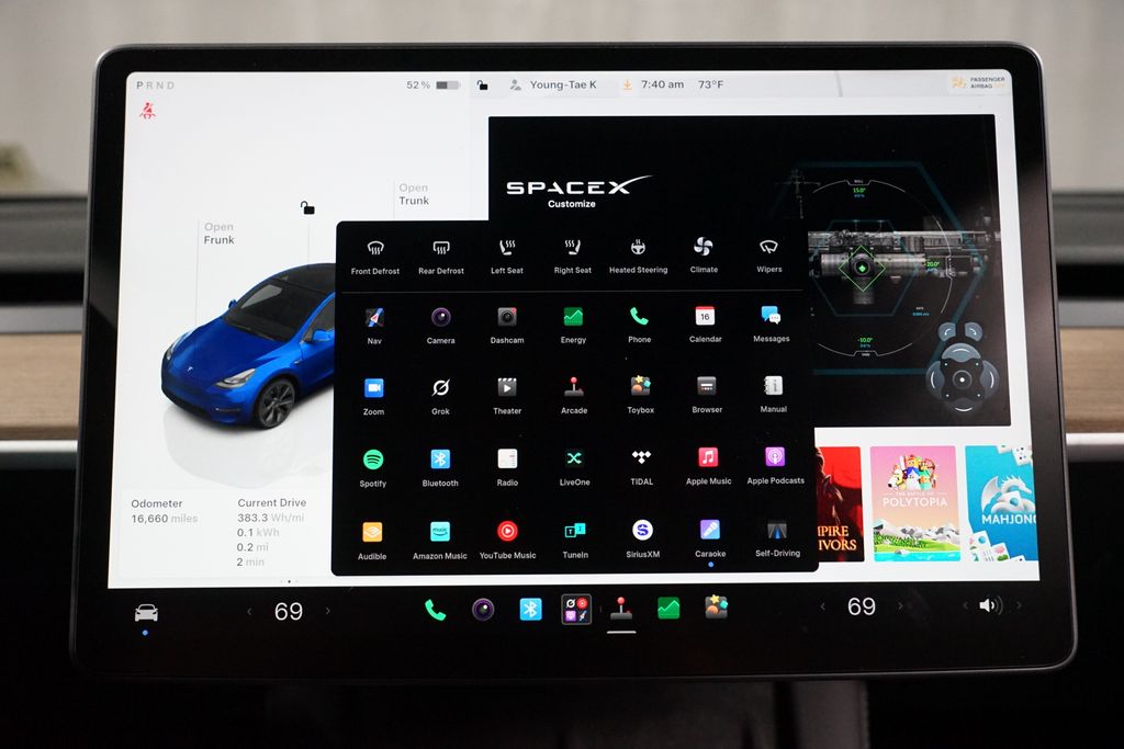 Thumbnail: 2025 Tesla Model Y - 19