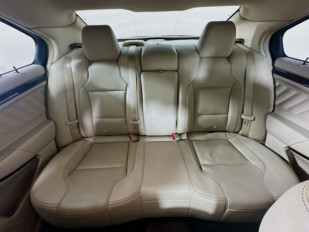 Used 2018 Red Ford Limited image 13