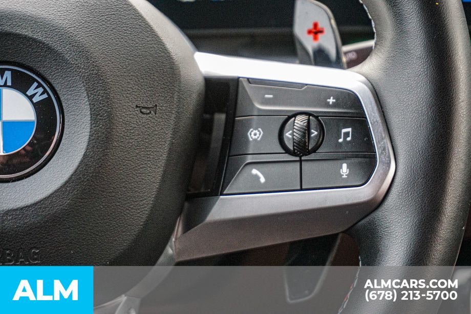 Used 2025 Gray BMW M35i image 31