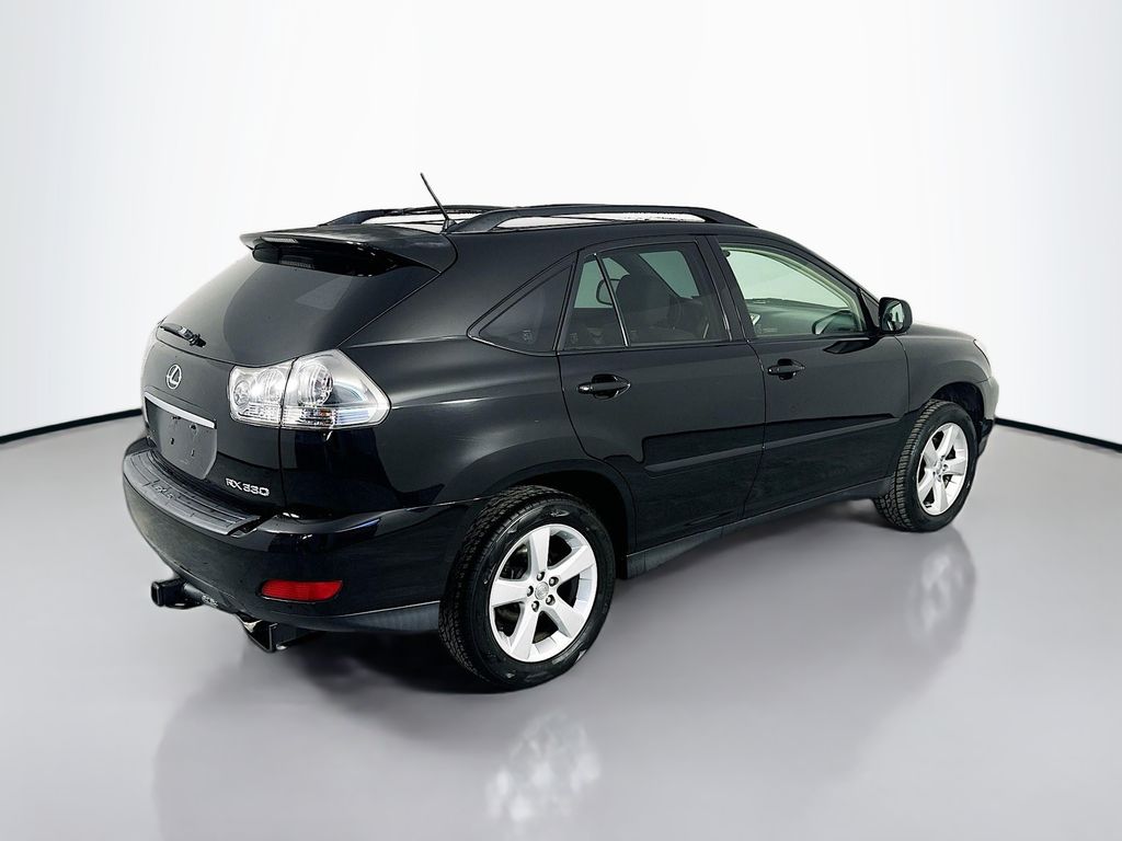 Used 2005 Black Lexus 330 image 8