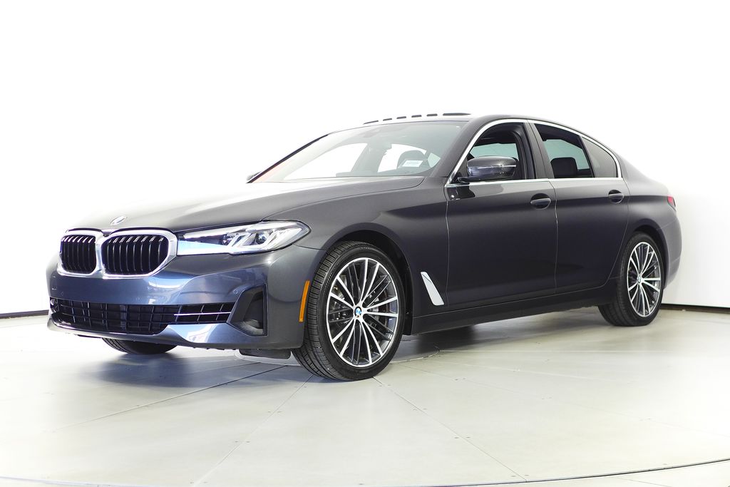 Thumbnail: 2023 BMW 5 Series - 2