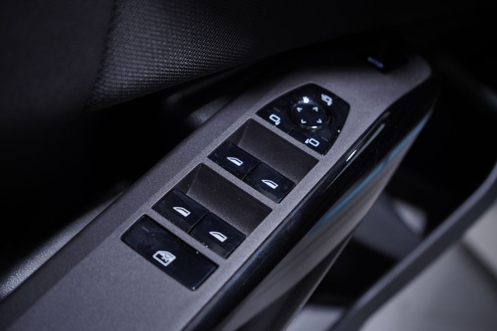 Thumbnail: 2026 BMW X3 - 11